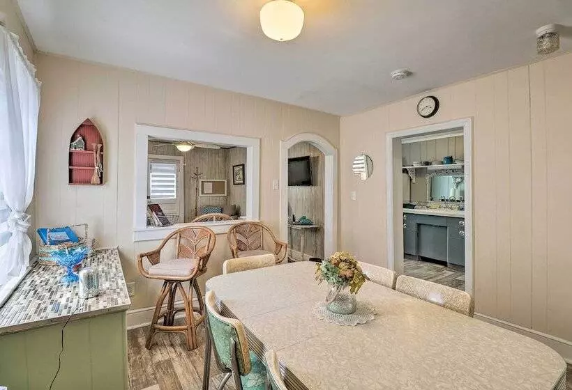 Millsboro Cottage W/ Deck & Indian River Bay Views