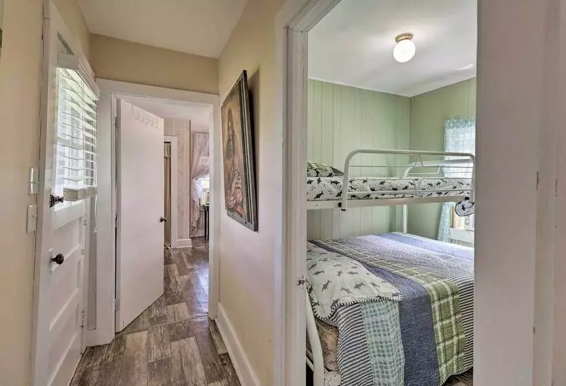 Millsboro Cottage W/ Deck & Indian River Bay Views