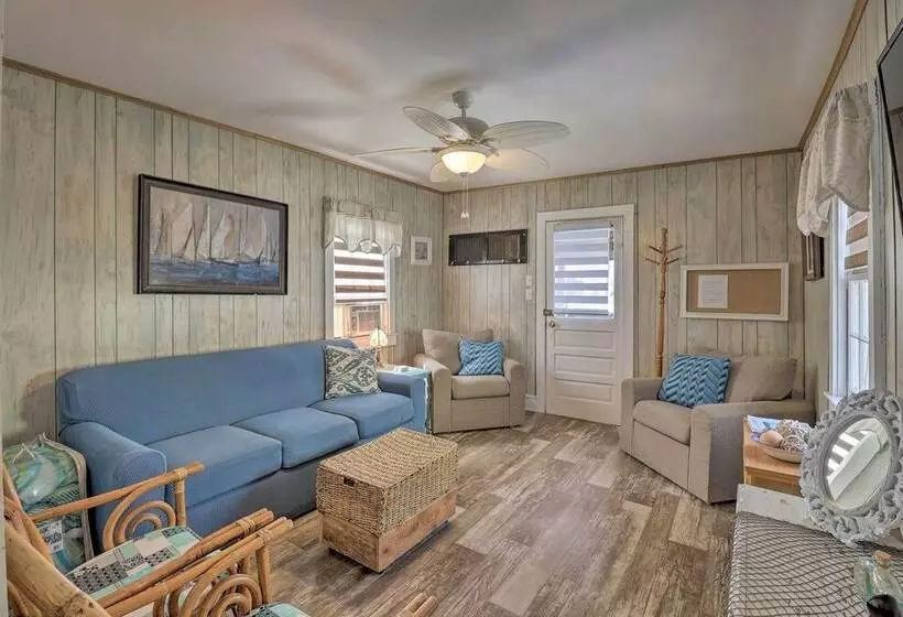 Millsboro Cottage W/ Deck & Indian River Bay Views