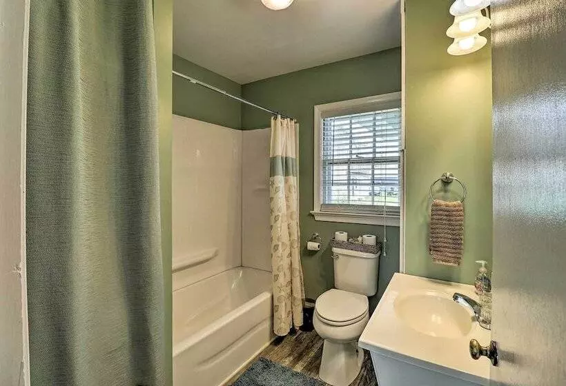 Millsboro Cottage W/ Deck & Indian River Bay Views