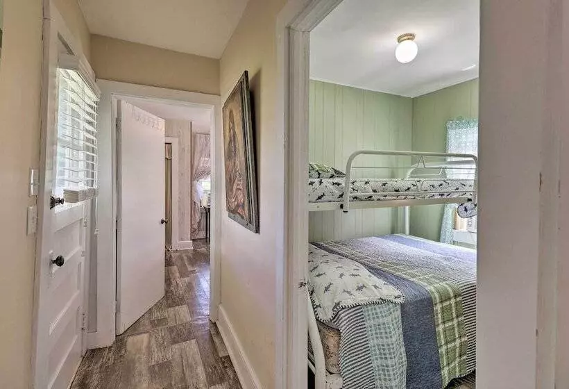 Millsboro Cottage W/ Deck & Indian River Bay Views