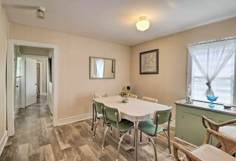 Millsboro Cottage W/ Deck & Indian River Bay Views