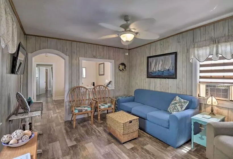 Millsboro Cottage W/ Deck & Indian River Bay Views