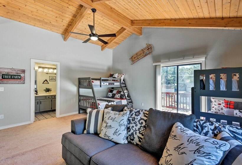 Updated & Modern Munds Park Home W/ Fire Pit!