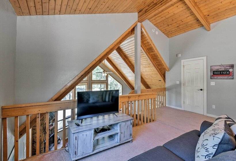 Updated & Modern Munds Park Home W/ Fire Pit!