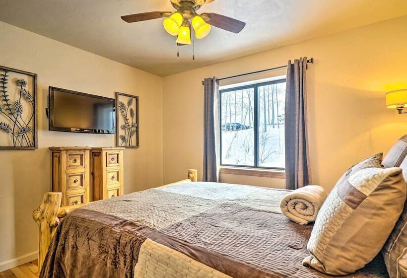 Mountain Paradise W/ Grill, Wifi & Stunning Views!