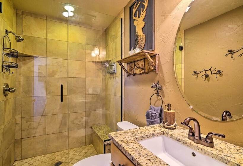 Mountain Paradise W/ Grill, Wifi & Stunning Views!