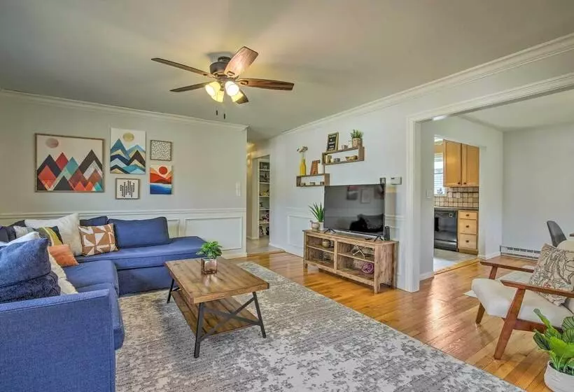 New Fairfield Home W/ Beach Access & Fire Pit
