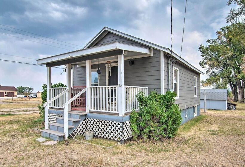 Red Gates Cottage 3 Miles To University!