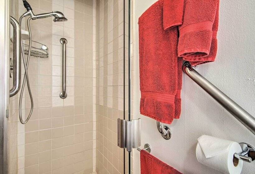 Red Gates Cottage 3 Miles To University!