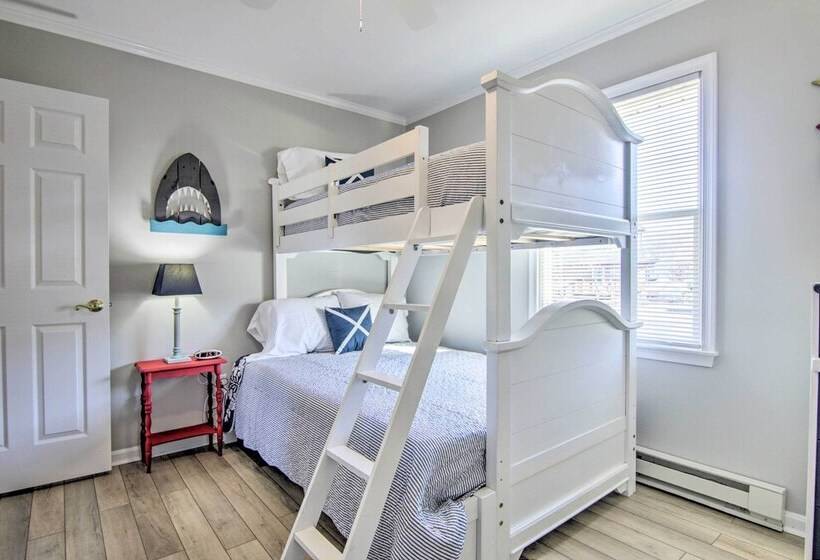 21 Mi To Nassau Valley Vineyards: Frankford Home!