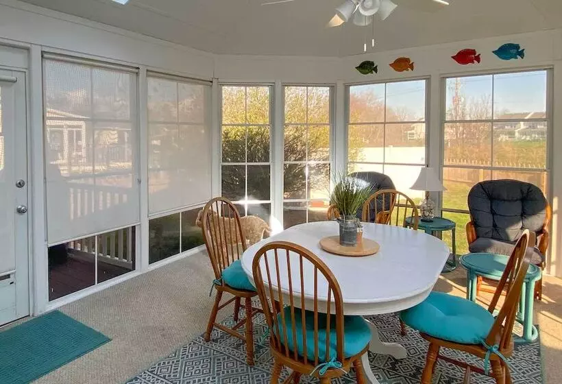 21 Mi To Nassau Valley Vineyards: Frankford Home!