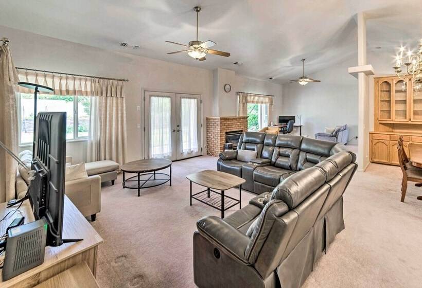 Page Home W/ Waterfall, 3 Mi To Lake Powell!