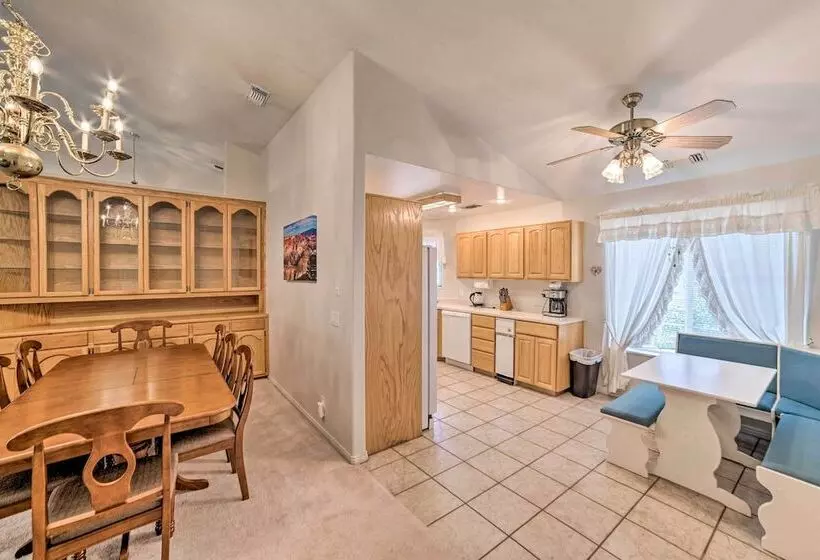 Page Home W/ Waterfall, 3 Mi To Lake Powell!