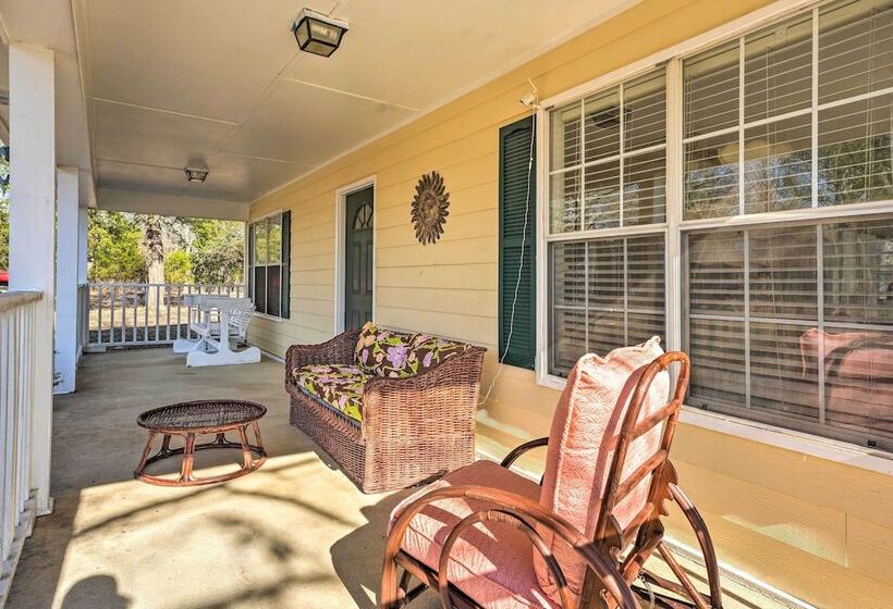 Dog Friendly Senatobia Cottage W/ Fishing Pond!