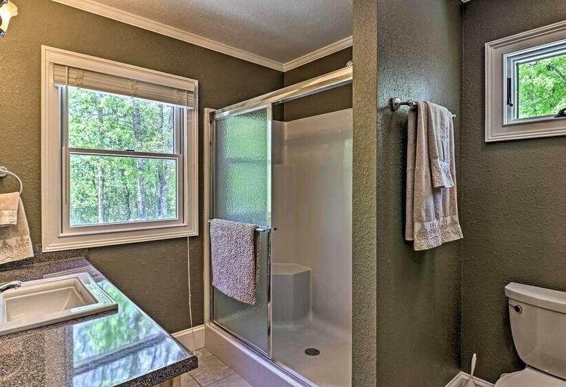 Private Bryson City Ranch Retreat W/ Mtn Views!