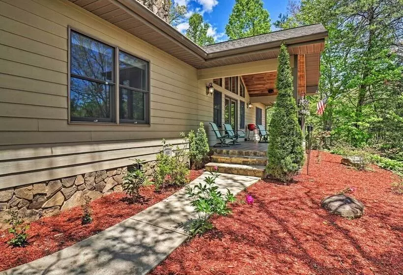 Private Bryson City Ranch Retreat W/ Mtn Views!