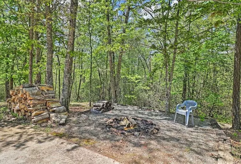 Private Bryson City Ranch Retreat W/ Mtn Views!