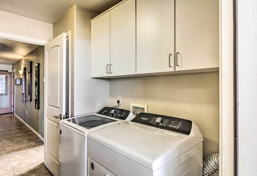 Quiet & Peaceful Hereford Gem Dogs Welcome!