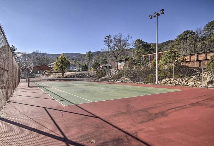 Resort Home W/ Game Room & Luxury Backyard!