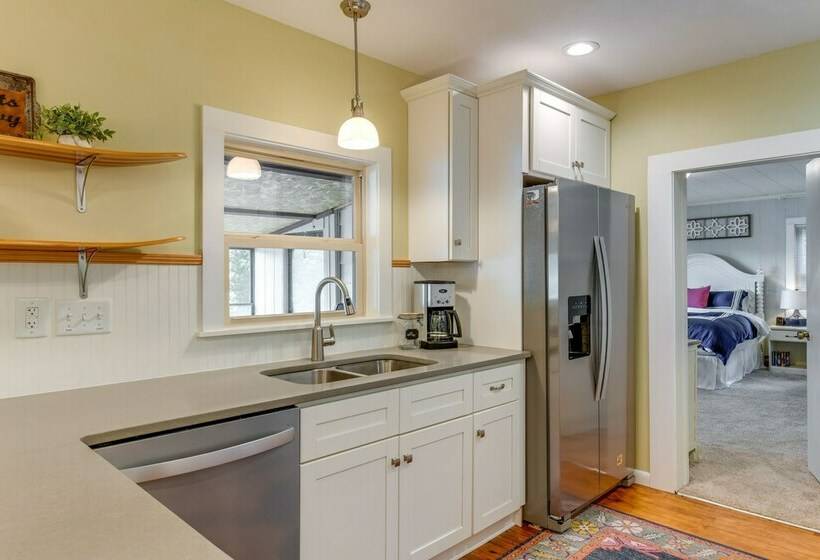 Scenic New London Home On Badin Lake