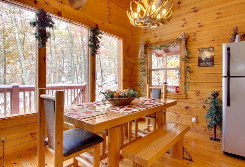 Secluded Smoky Mountain Cabin W/ Wraparound Deck!
