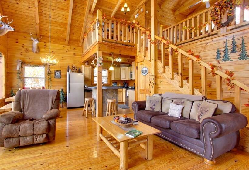 Secluded Smoky Mountain Cabin W/ Wraparound Deck!