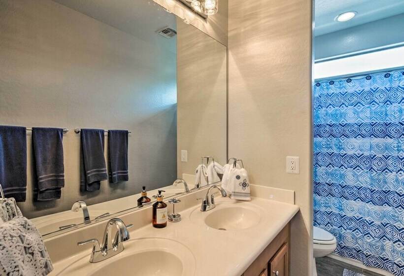 Glendale Escape W/ Pool < 2 Mi To Westgate!