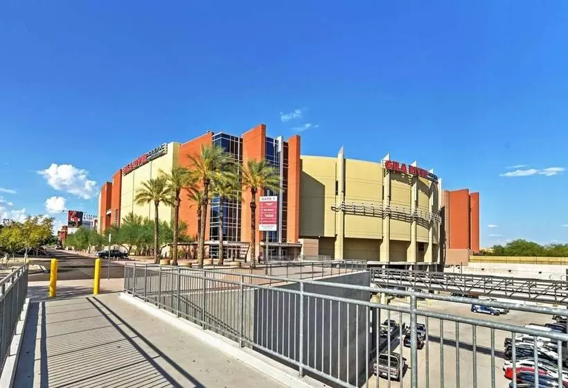 Glendale Escape W/ Pool < 2 Mi To Westgate!