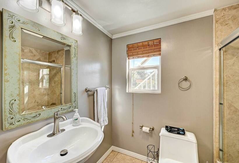 Spacious La Mesa Vacation Home W/ Shared Hot Tub!