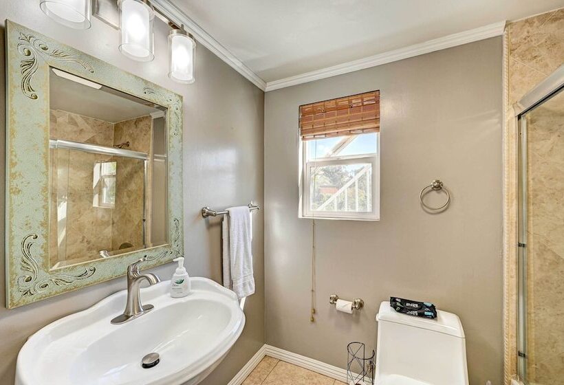 Spacious La Mesa Vacation Home W/ Shared Hot Tub!