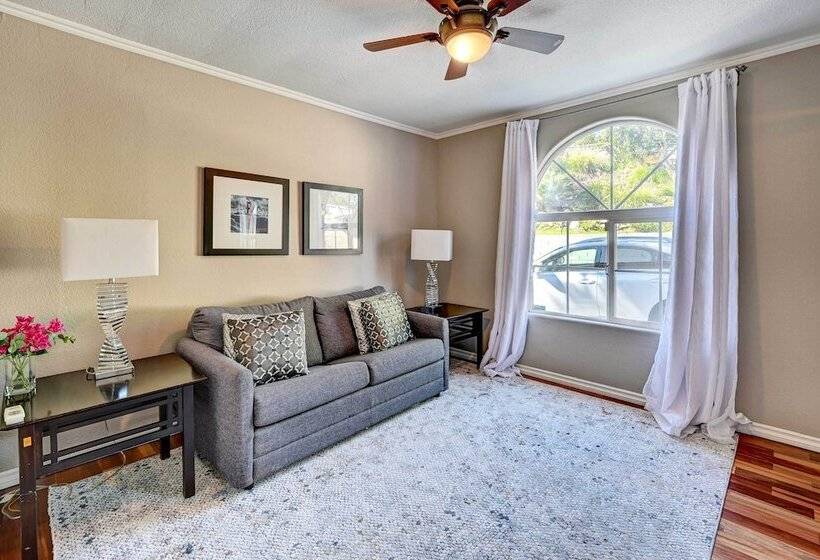 Spacious La Mesa Vacation Home W/ Shared Hot Tub!