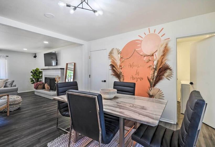 Phoenix Home W/ Pool, Putting Green & Game Room