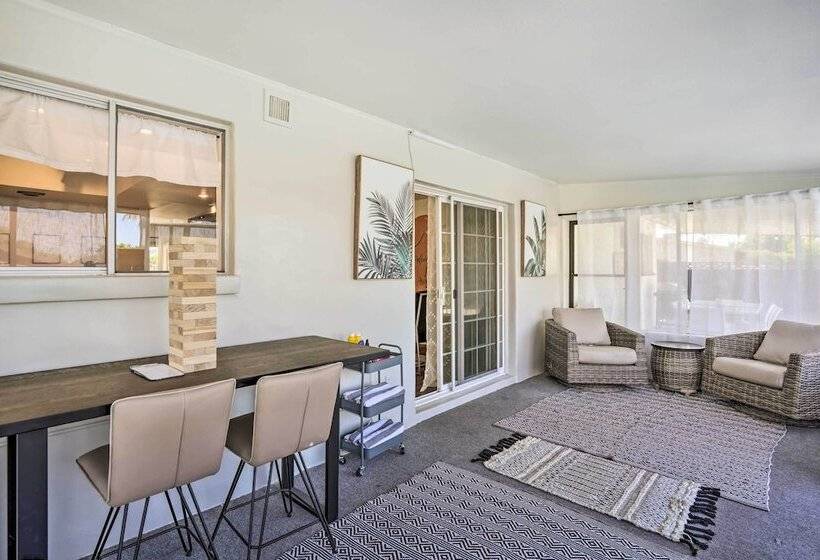 Phoenix Home W/ Pool, Putting Green & Game Room