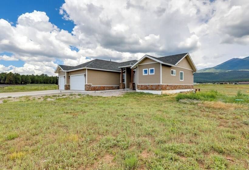 Vistas Bonitas Home W/ Patio: 7 Mi To Snowbowl!