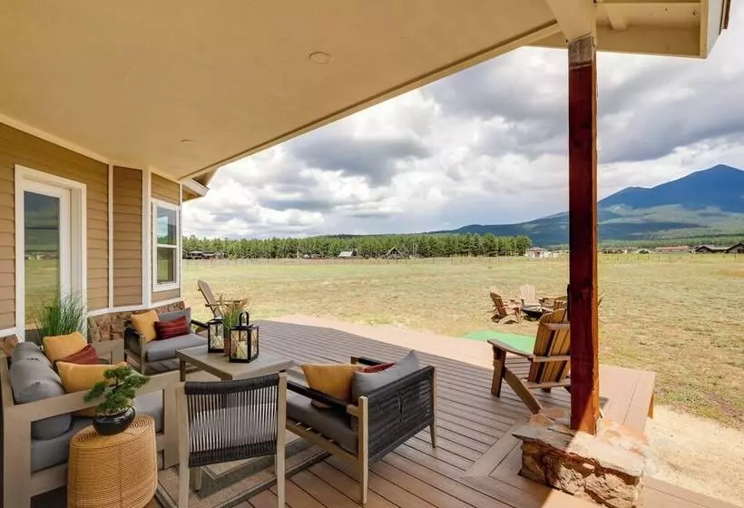 Vistas Bonitas Home W/ Patio: 7 Mi To Snowbowl!