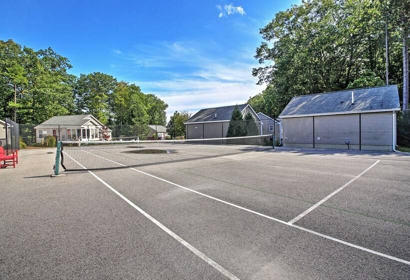 Wells Beach Cottage W/ Pool Access ~ 1 Mi To Coast