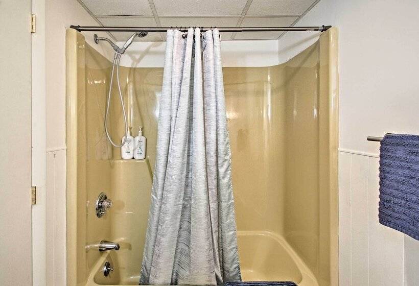 Airy Home W/ Lake + Mtn Views: 2 Miles To Gunstock