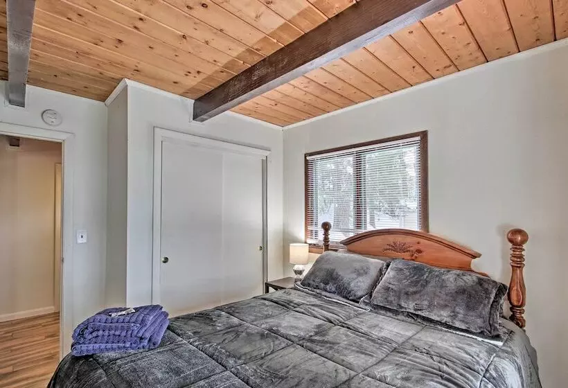Airy Home W/ Lake + Mtn Views: 2 Miles To Gunstock