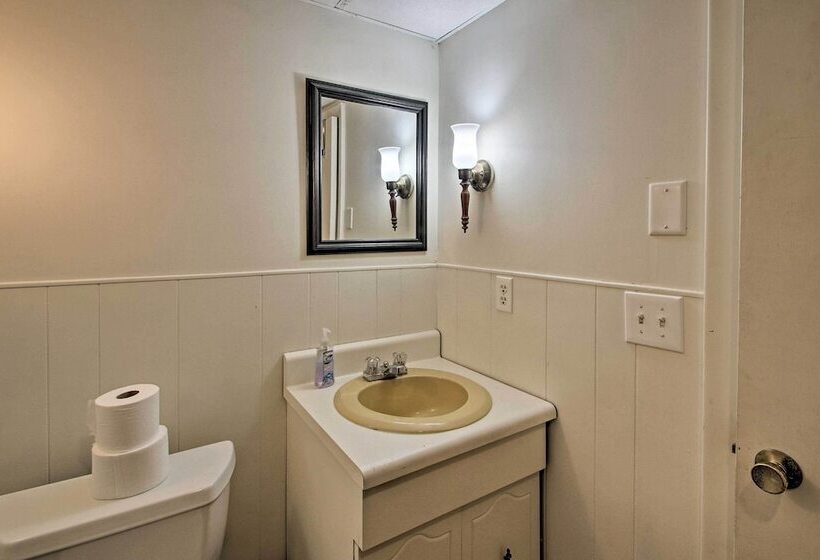 Airy Home W/ Lake + Mtn Views: 2 Miles To Gunstock