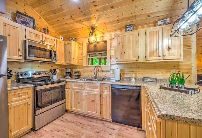 Almost Heaven Too  50 Acre Escape W/ Pond!