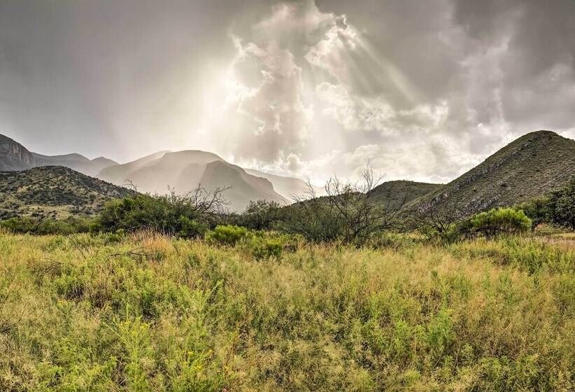 Apache Point Ranch House W/ Carr Canyon Views!