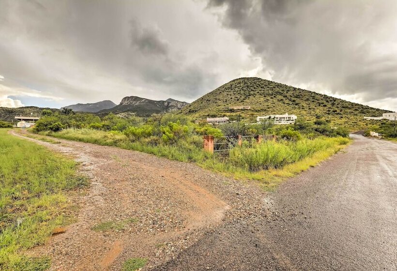 Apache Point Ranch House W/ Carr Canyon Views!