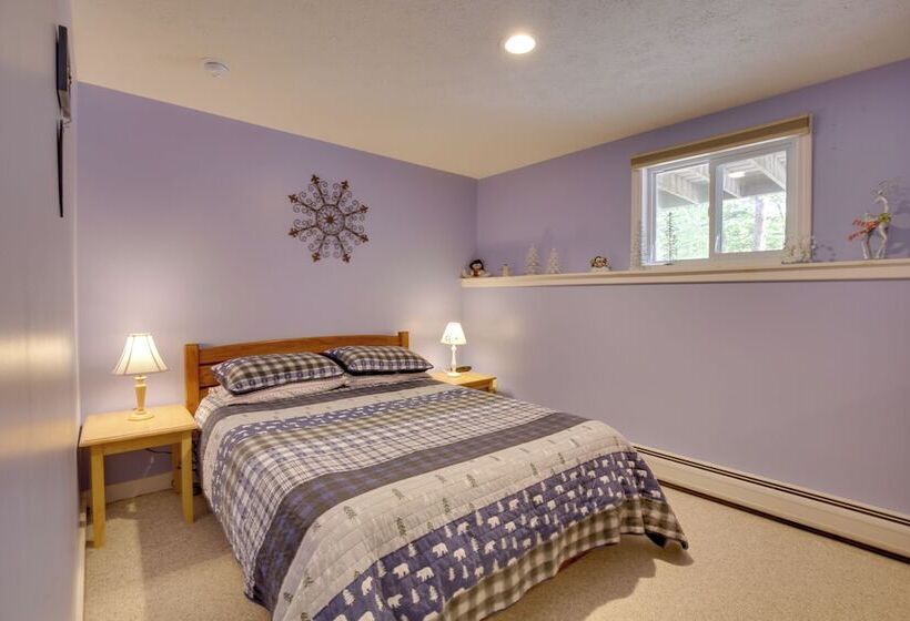 Bethel Chalet W/ Hot Tub: 3 Miles To Sunday River!