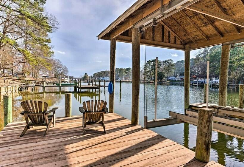 Bright Reedville Abode W/ Dock On Whays Creek!