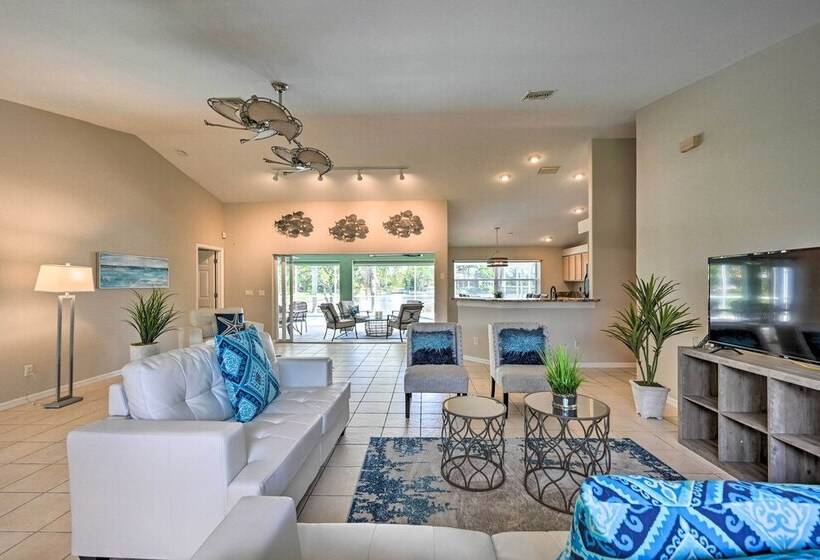 Dog Friendly Escape W/ Dock & Kayaks In Cape Coral