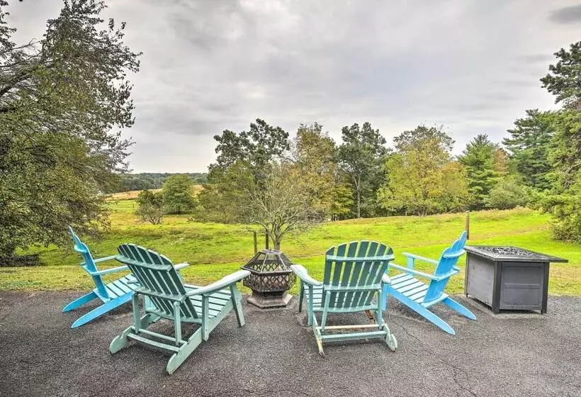 Casabison  Lake Katrine Home W/ Fire Pit!