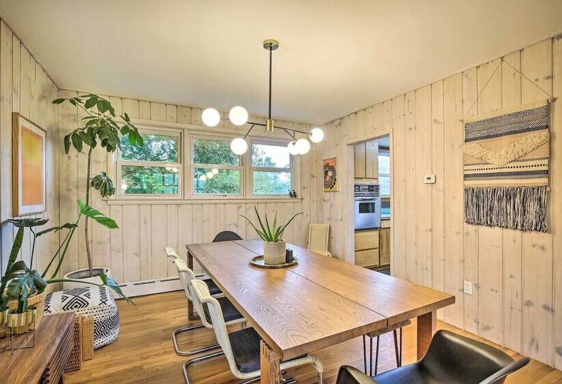 Casabison  Lake Katrine Home W/ Fire Pit!