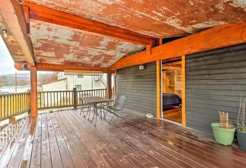 Charming & Historic Home W/ Lehigh River View