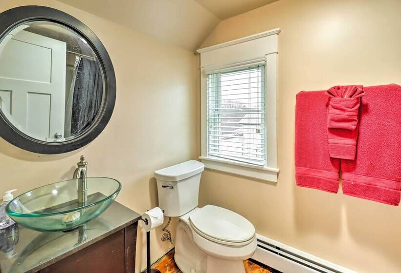 Charming & Historic Home W/ Lehigh River View